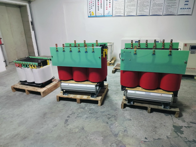 石屏KS11-1000KVA矿用变压器
